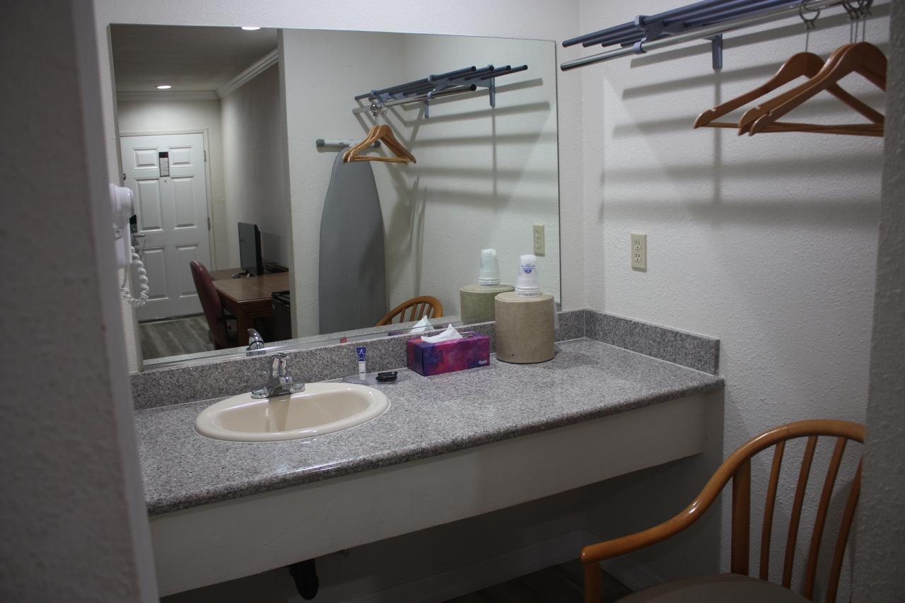 Value Inn & Suites Redding Kültér fotó